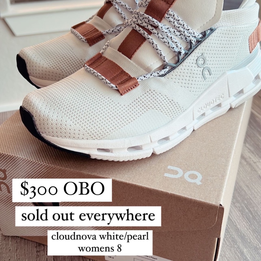 On Cloudnova WOMENS size 8